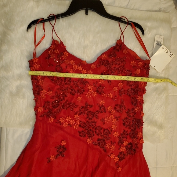 SCALA Designer Silk Dress - Picture 9 of 16